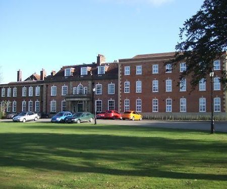 The Bannatyne Spa Hotel Hastings Extérieur photo
